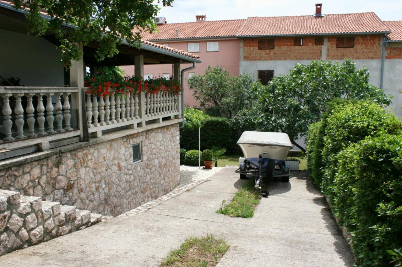Apartments With A Parking Space Novi Vinodolski - 5529 Extérieur photo