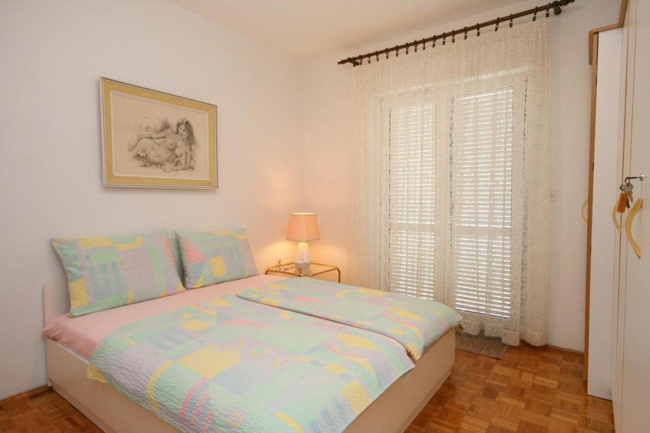 Apartments With A Parking Space Novi Vinodolski - 5529 Extérieur photo